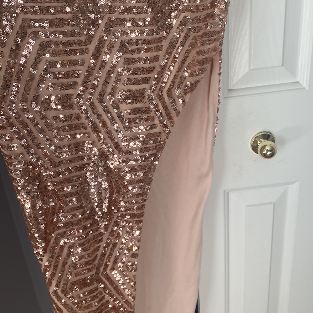 Windsor Rose Gold Sequin V-Neck Slit Gown - Picture 3 of 5